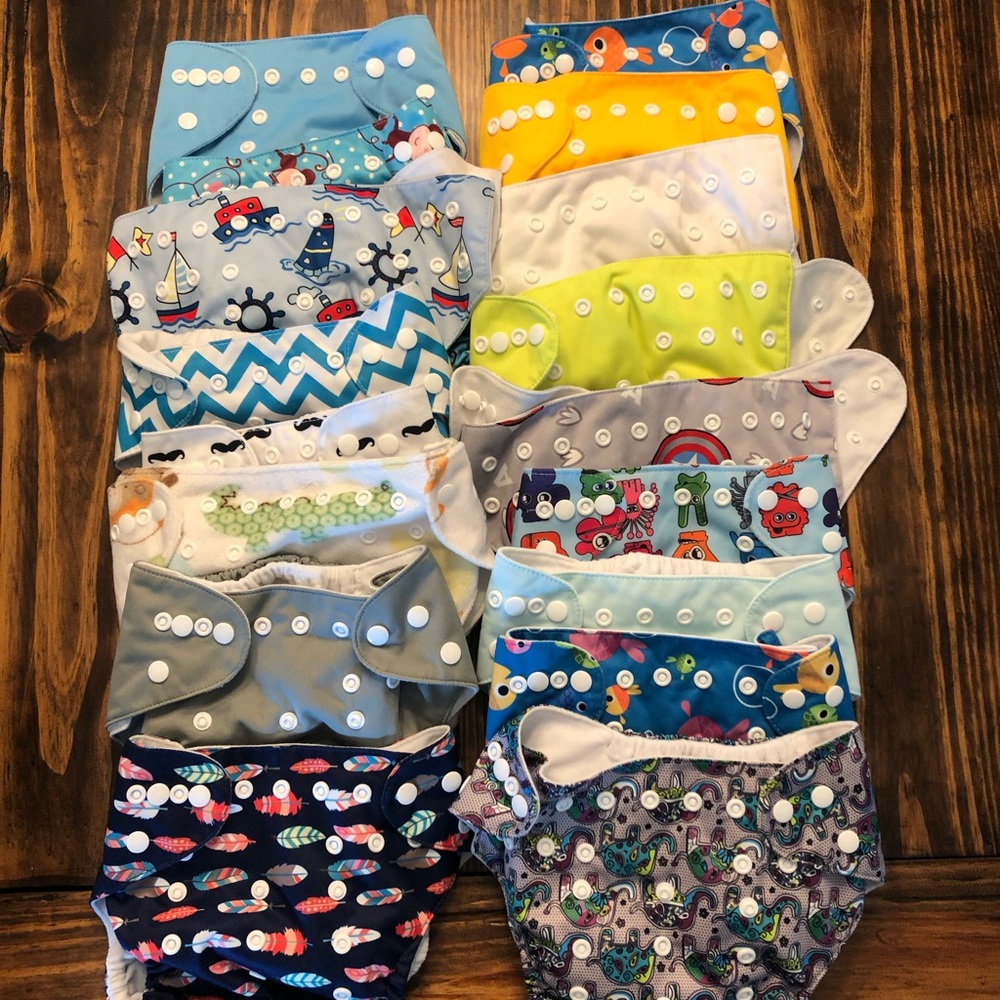17 cloth diapers by Alva baby 🍼 like new